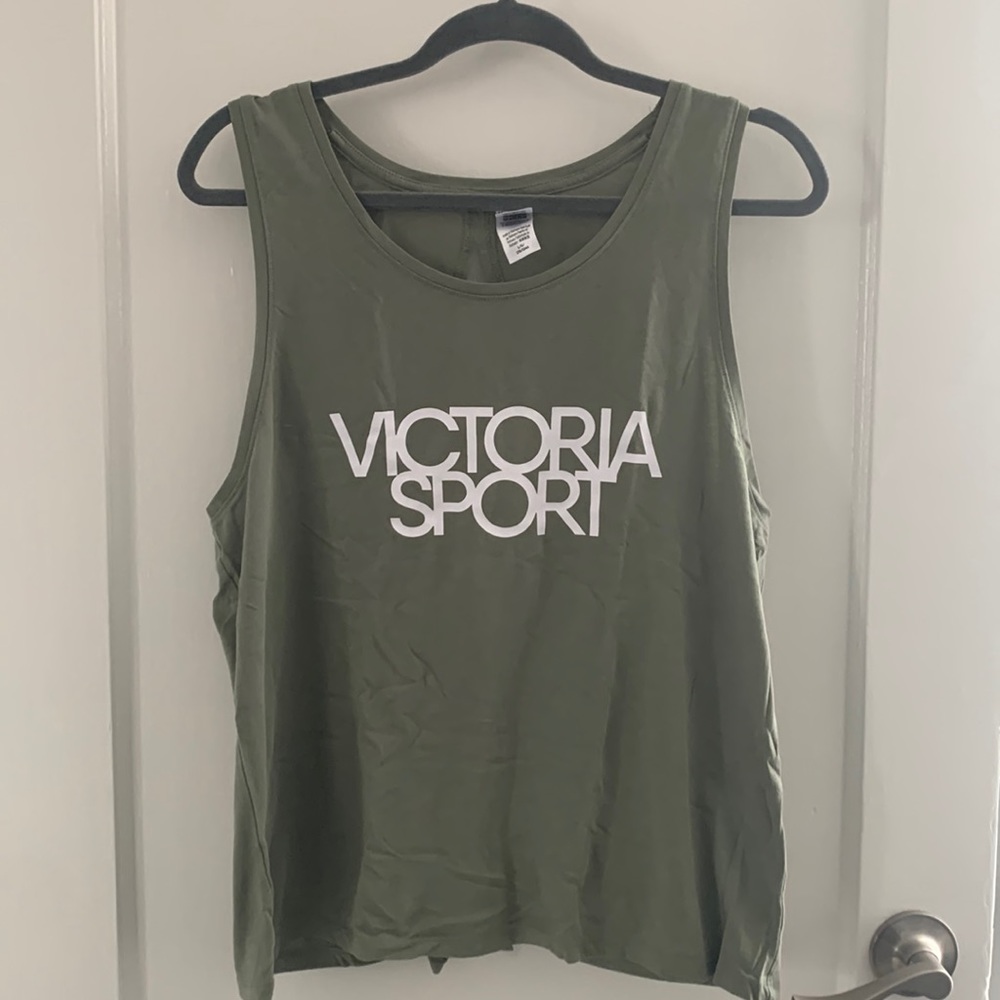 Victoria’s Secret Sport tank NWOT